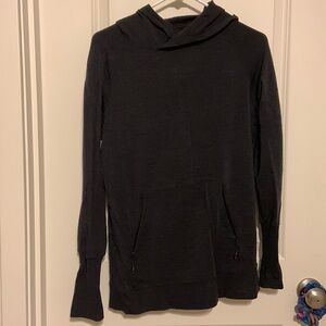 Merino wool pullover